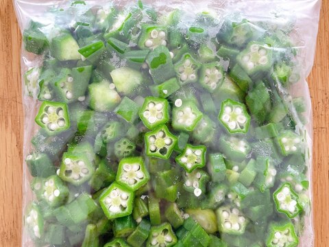 【レンジで簡単】オクラは冷凍保存!